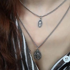 🎨Fashion Retro Suit Stacking Necklace